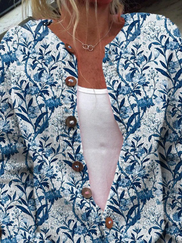 Stilig blå og hvit blomstrete knappet cardigan genser